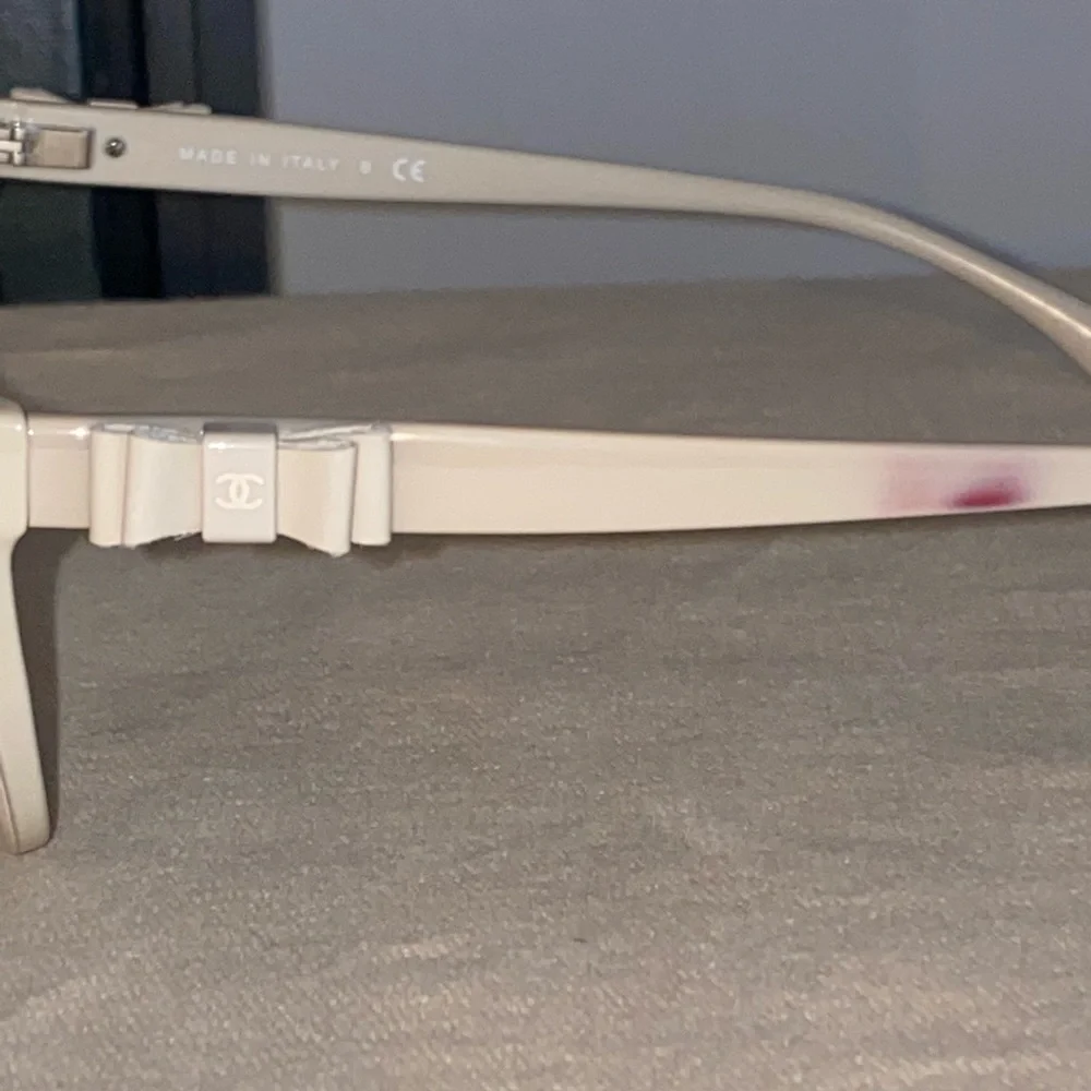 Chanel nude frames - Picture 7 of 15